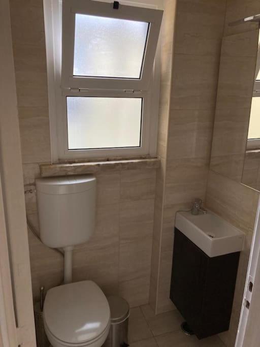Apartamento Bem Localizado Para Familias & Amigos Appartement Lissabon Buitenkant foto
