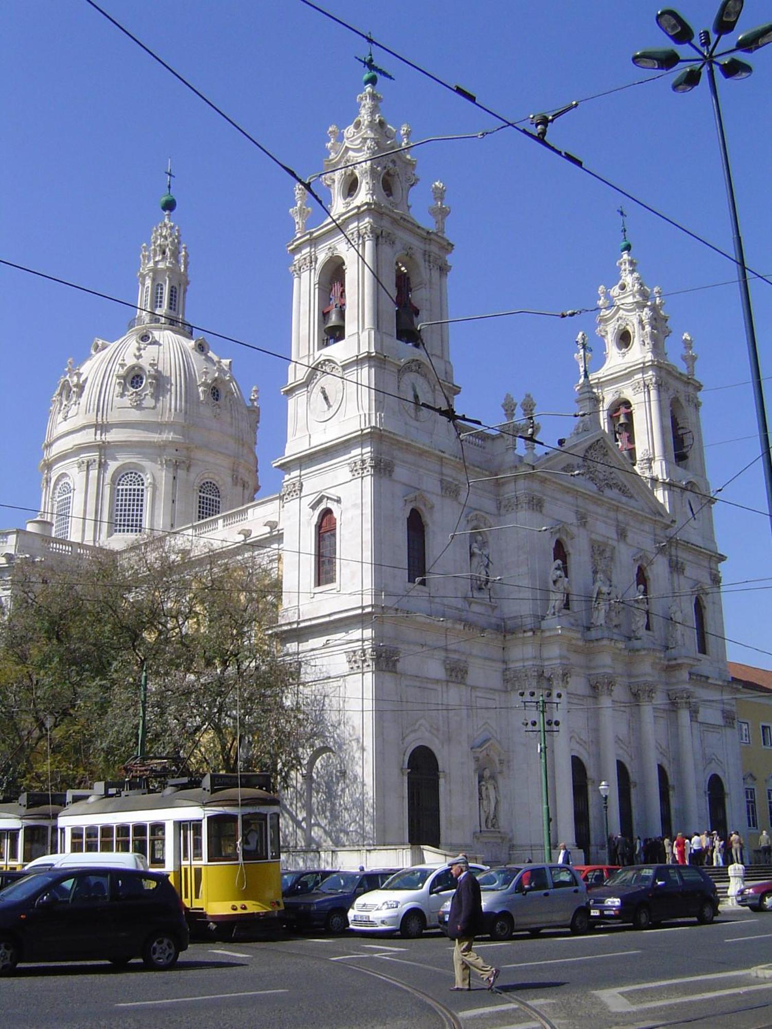 Apartamento Bem Localizado Para Familias & Amigos Appartement Lissabon Buitenkant foto